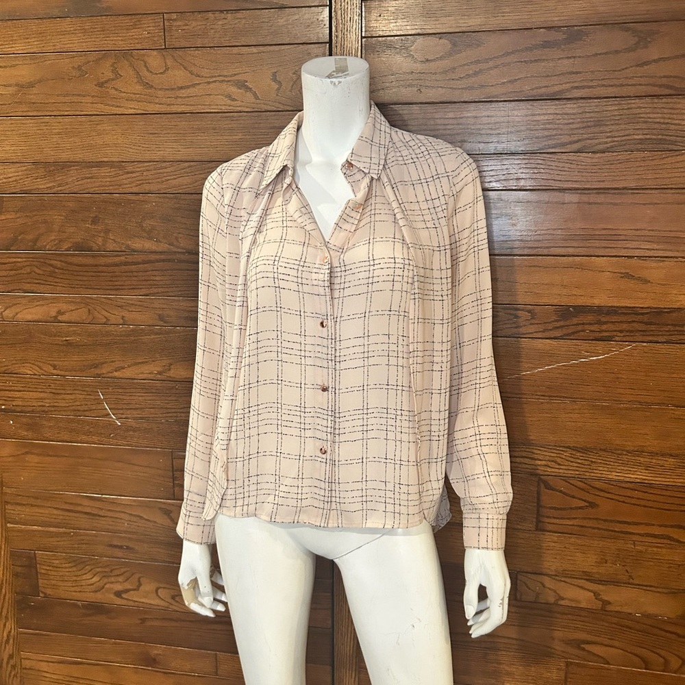 Ivanka Trump Tan Cream Long Sleeve Button Down Shirt